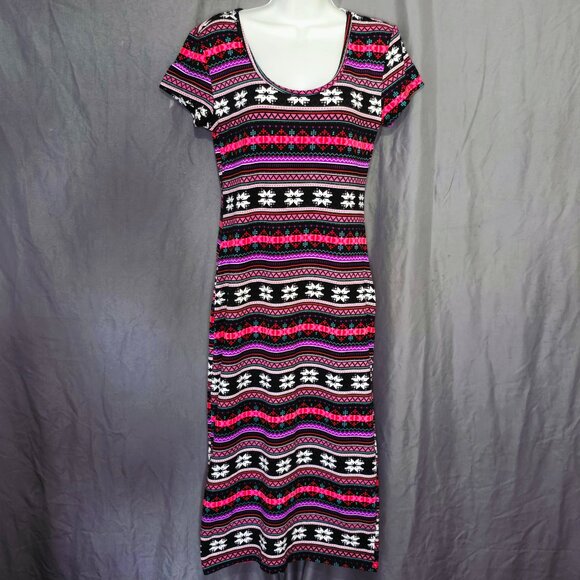 MD Bobbie Brooks Womens Midi Sheath T-Shirt Dress Size Nordic Print Soft Stretch - Picture 1 of 14